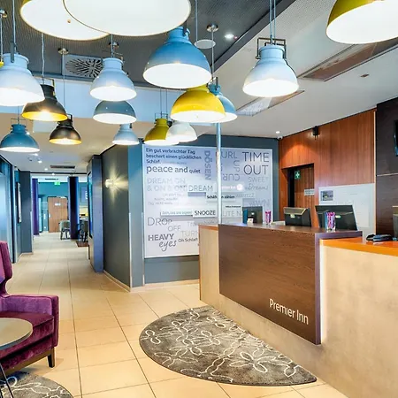 Premier Frankfurt Europaviertel Otel 3*