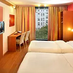 Отель Premier Frankfurt Europaviertel Франкфурт-на-Майне