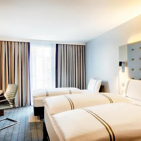 Premier Frankfurt Europaviertel Hotel 3*