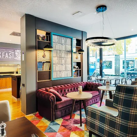 Hotel Premier Frankfurt Europaviertel 3*