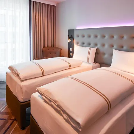 Premier Frankfurt Europaviertel 3* Frankfurt nad Mohanem
