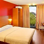 Szálloda Premier Frankfurt Europaviertel