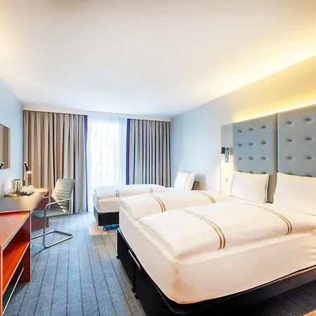 Premier Frankfurt Europaviertel 3*