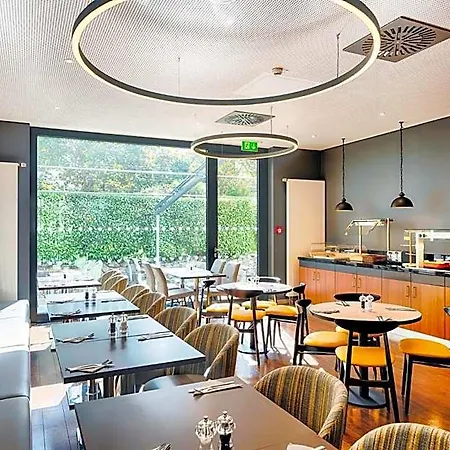 Premier Frankfurt Europaviertel Hotel 3*