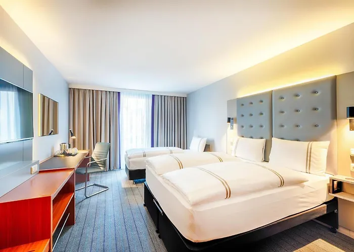 Premier Frankfurt Europaviertel 3*