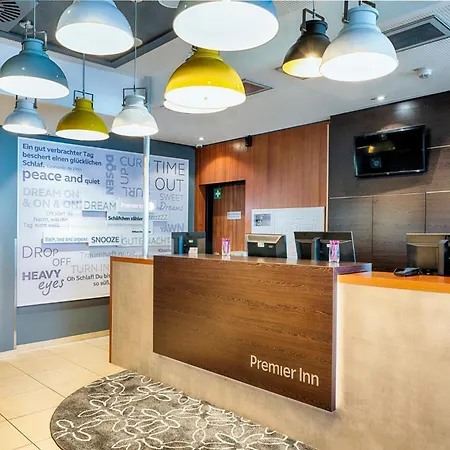 Premier Frankfurt Europaviertel Szálloda 3*